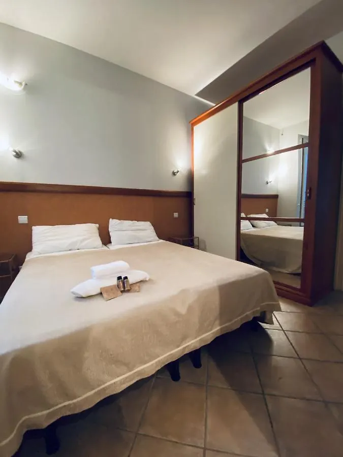 Apartmán Le Mace Cannes 0*,